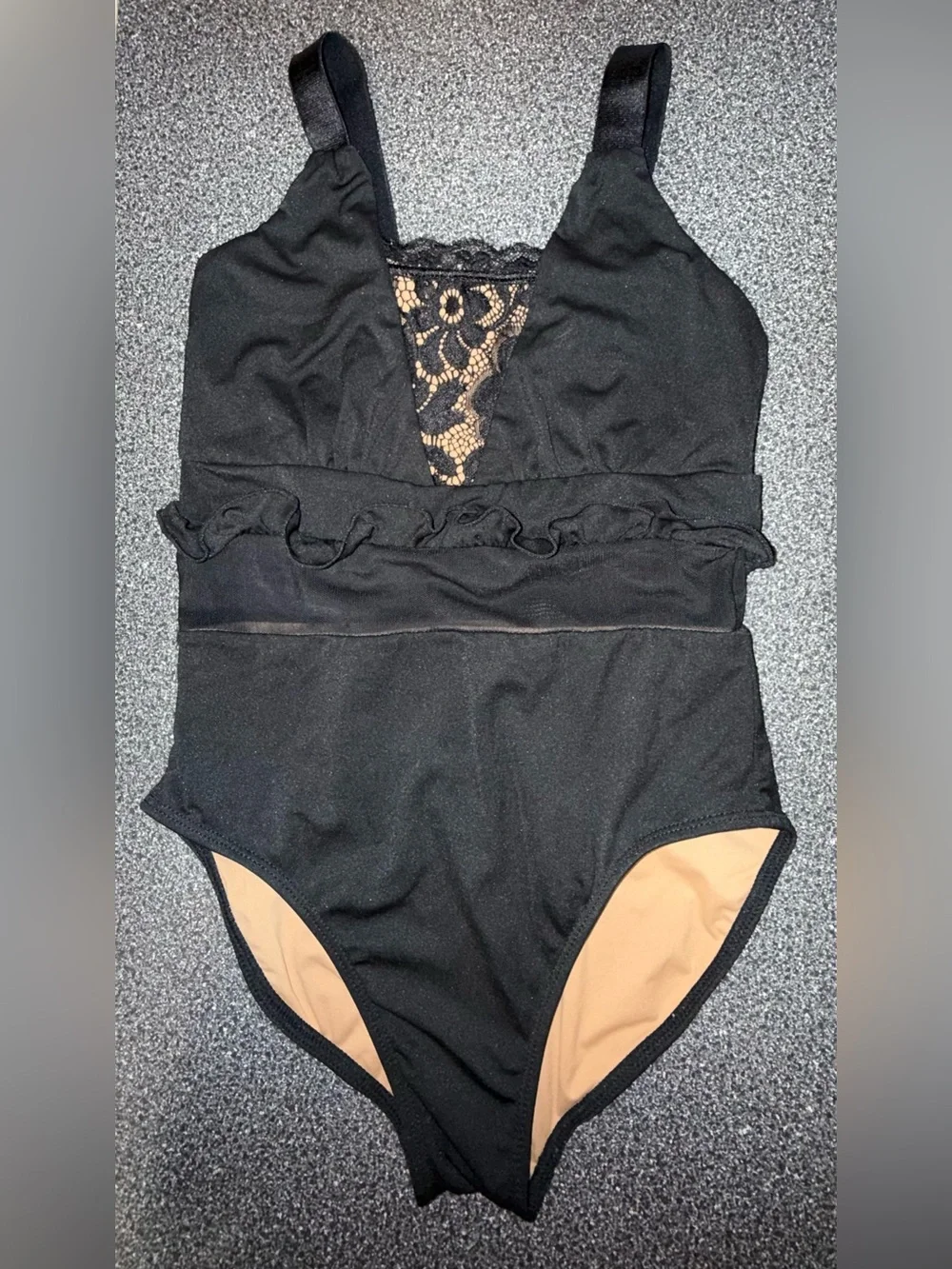 Oh la la Dance Black Leotard with Ruffle Waist Size Child X-Large